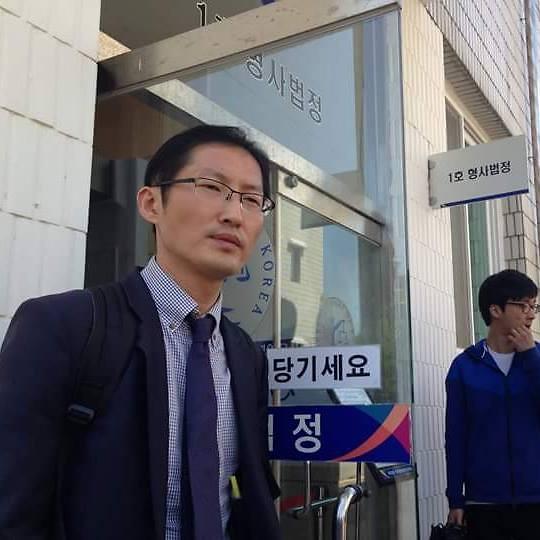 인터뷰 이미지