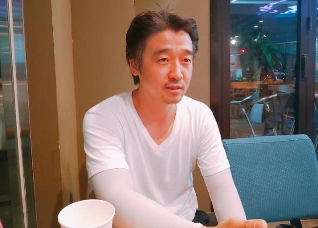 인터뷰 이미지