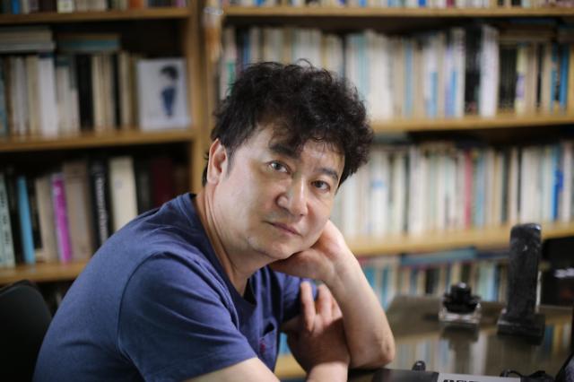인터뷰 이미지
