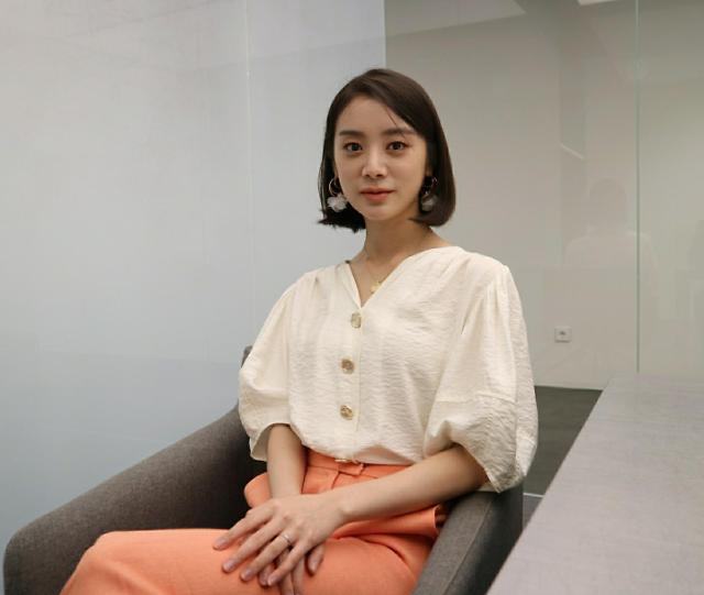 인터뷰 이미지