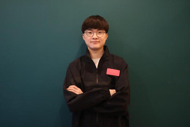 인터뷰 이미지
