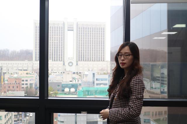 인터뷰 이미지