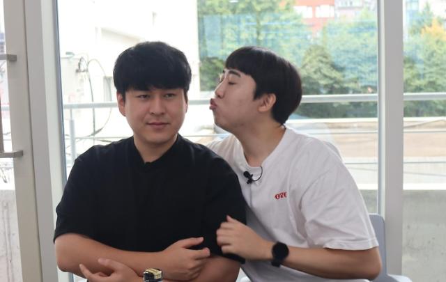 인터뷰 이미지