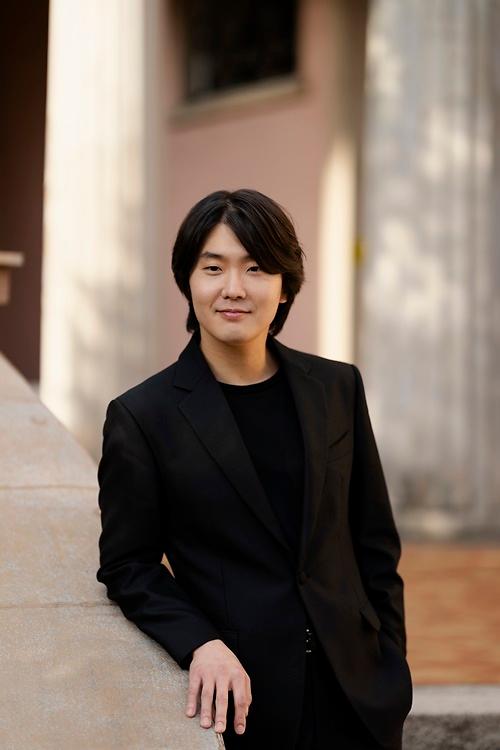 인터뷰 이미지