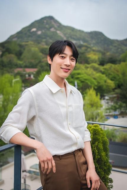 인터뷰 이미지