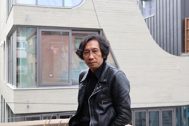 인터뷰 이미지