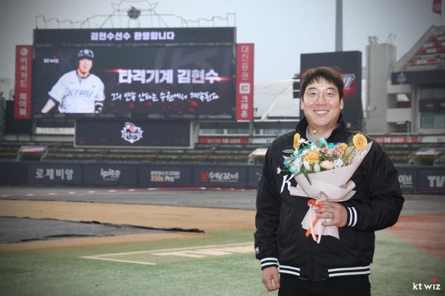 인터뷰 이미지