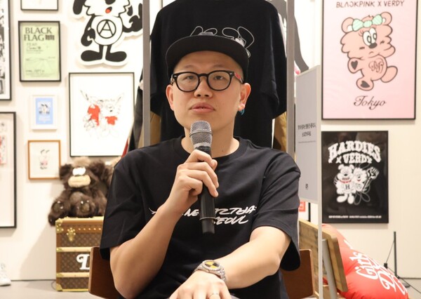 인터뷰 이미지