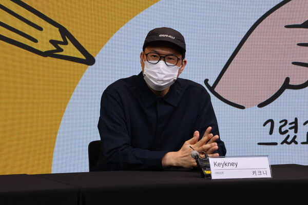 인터뷰 이미지
